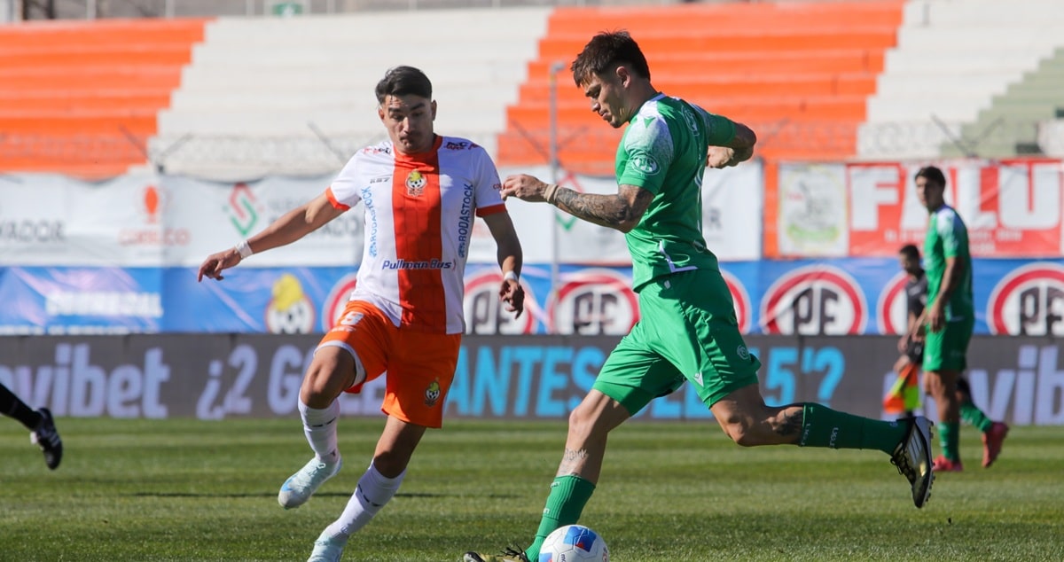 Audax Italiano Conquista el Norte: Liderazgo Intacto en la Liga de Primera