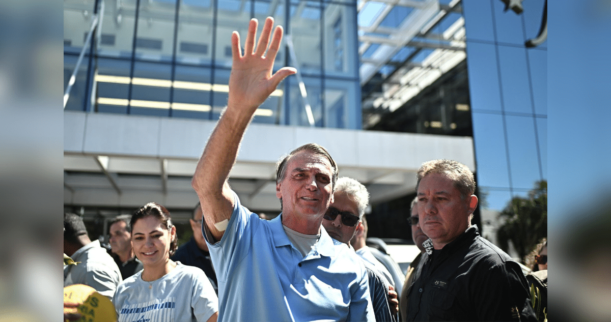Bolsonaro Supera Obstáculo Médico y Enfrenta Nuevo Desafío Legal