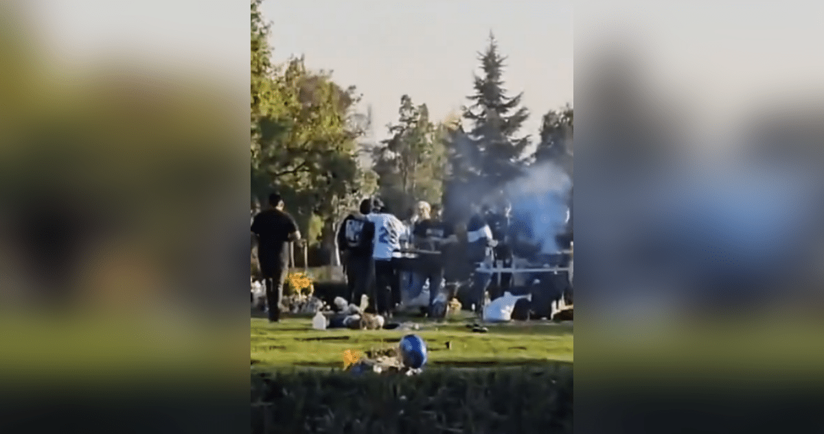 Celebración Inusual en el Cementerio: Asado, Música y Baile Desafían el Respeto