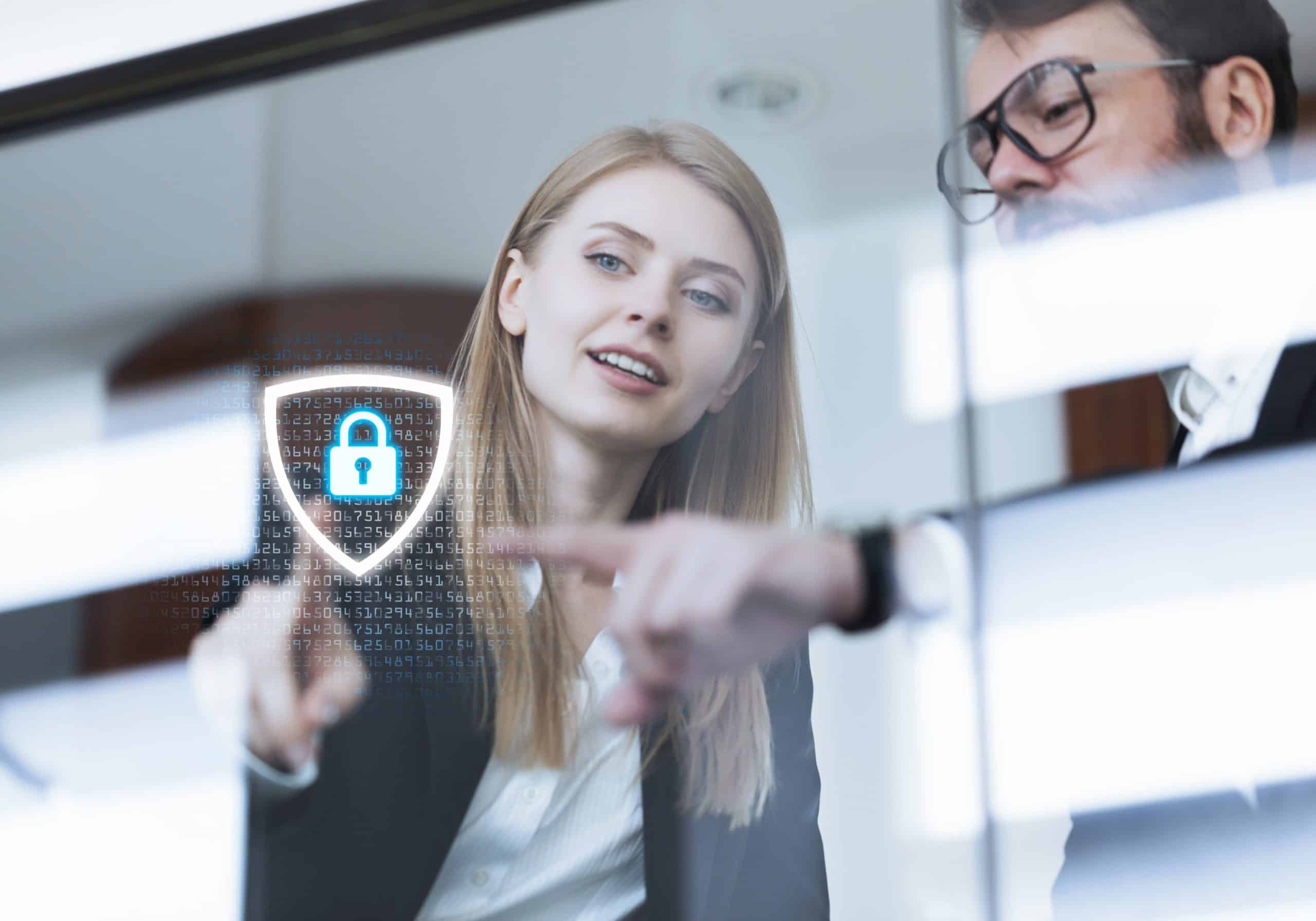 Ciberseguridad Empresarial: Protegiendo Transacciones Digitales en la Era del Fraude