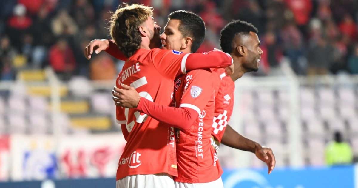 Cienciano Aplasta a Iquique y Sentencia su Eliminación de la Copa Sudamericana