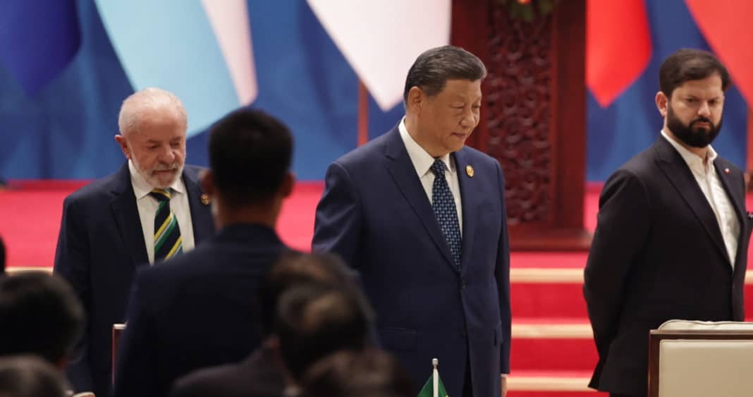 Cómo China Está Transformando la Economía de América Latina: Oportunidades y Desafíos