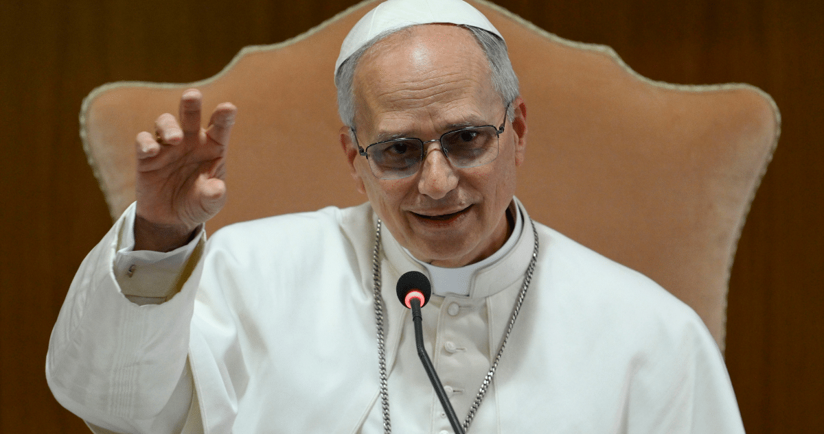 Desarmando las Palabras: El Llamado del Papa León XIV a los Medios de Comunicación