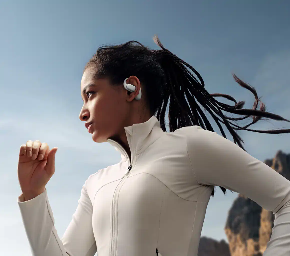 Descubre Cómo la Música Puede Potenciar Tu Rendimiento al Correr (y los Audífonos Perfectos para Hacerlo)