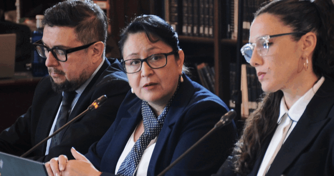 Descubrimientos Sorprendentes: Funcionarios Aprovechando Licencias Médicas para Estudiar en el Extranjero
