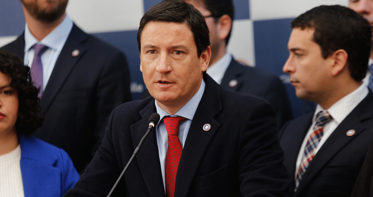 Escándalo ProCultura: Republicanos exigen protección para fiscal y acusan al Frente Amplio de actuar como