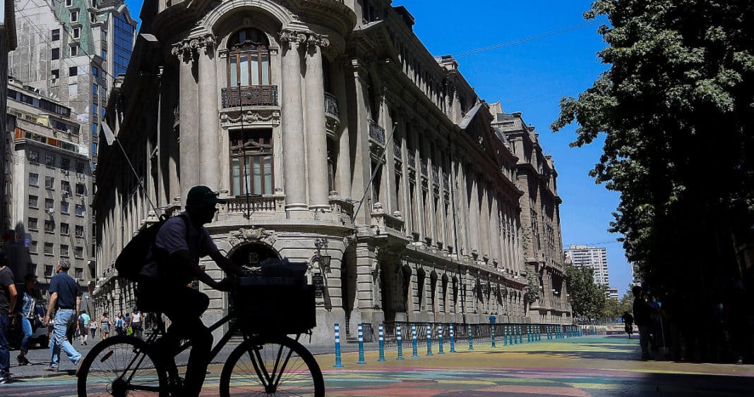La Bolsa de Santiago Alcanza Nuevos Récords: Análisis de Tendencias y Oportunidades