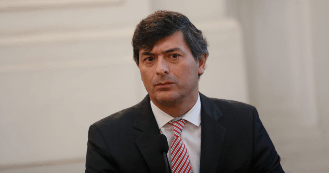 La Campaña Presidencial de Franco Parisi: Limpiando la Casa y Enfrentando Desafíos Nacionales