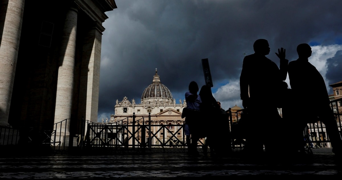 La Elección Papal: Más Allá de los Favoritos Conocidos