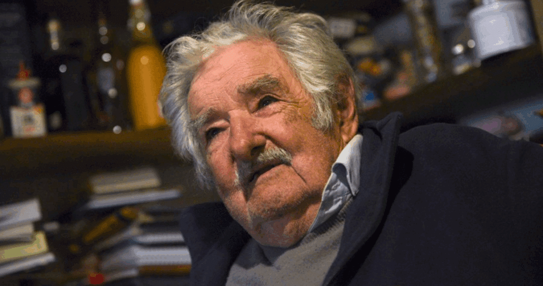 La Inspiradora Lucha de 'Pepe' Mujica: Enfrentando el Cáncer con Dignidad y Humanismo
