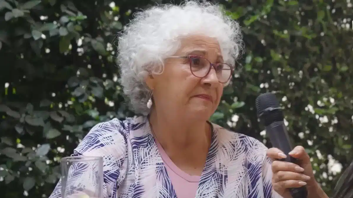 La Lucha Incansable de Teresita Reyes: Superando Obstáculos en su Tratamiento Contra el Cáncer
