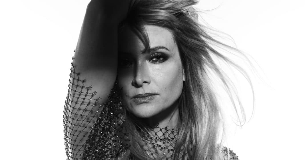 La Reinvención Musical de Nicole: 30 Años Después de Consolidar su Carrera