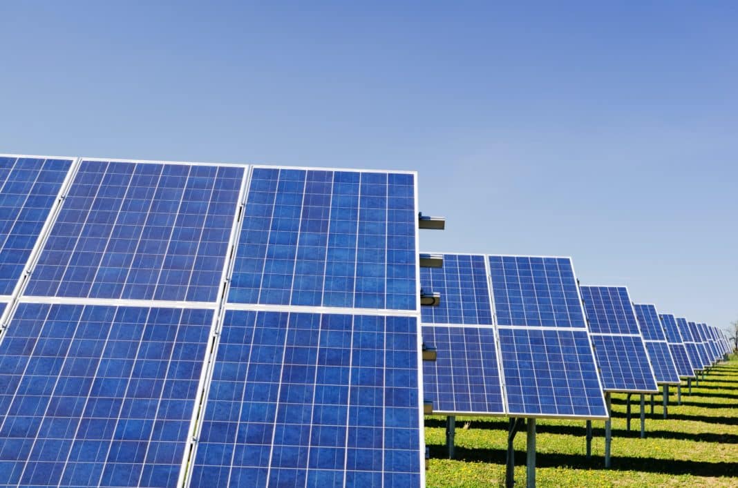 La Revolución Solar de Chile: Cómo el País Lidera la Transición Energética con más del 40% de ERNC
