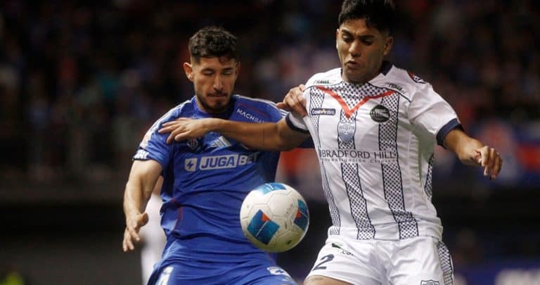 La U Empata con Recoleta y Lidera su Grupo en la Copa Chile: Enfoque en la Libertadores