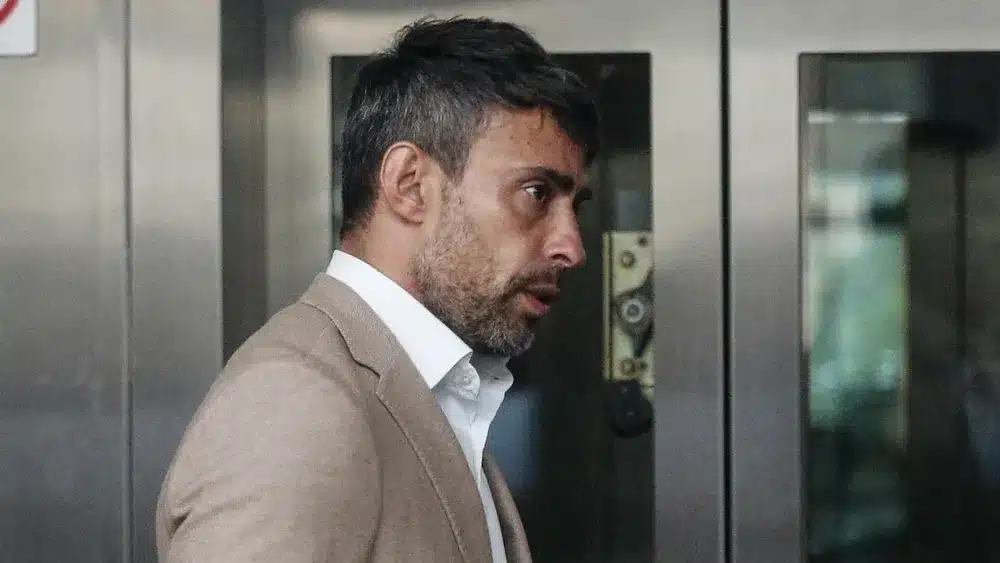 Las Coquetas Confesiones del 'Mago' Valdivia: Revelaciones Sobre Sus Mensajes a la Ex de un Periodista de TVN