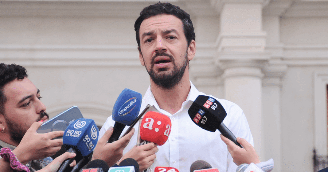 Lecciones del Caso ProCultura: Cómo el Frente Amplio Enfrenta los Desafíos de la Transparencia