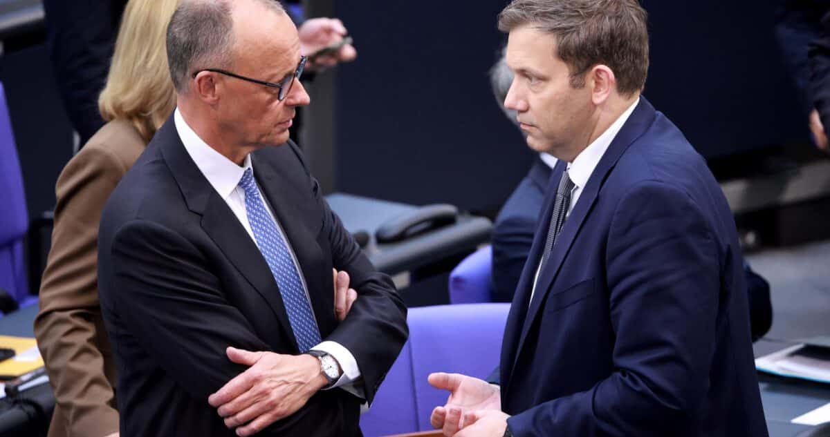 Election of German Chancellor and swearing-in of the cabinet at Bundestag in Berlin Merz Enfrenta Segundo Intento por Cancillería Alemana: Un Desafío Histórico
