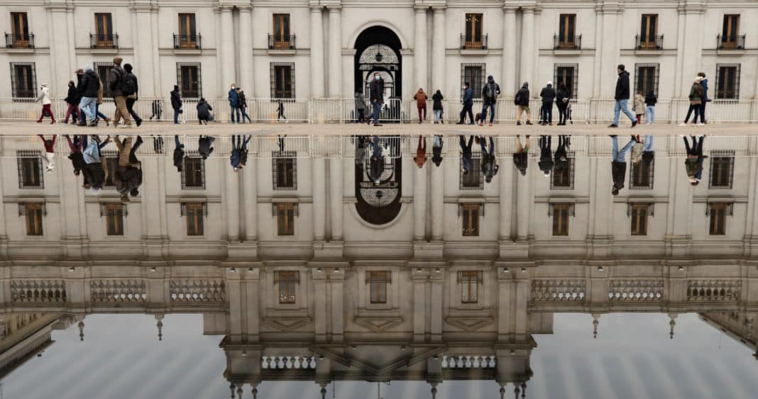 Optimizando el Gasto Público: Gobierno Evalúa Recortar Bonos y Ayudas Estatales