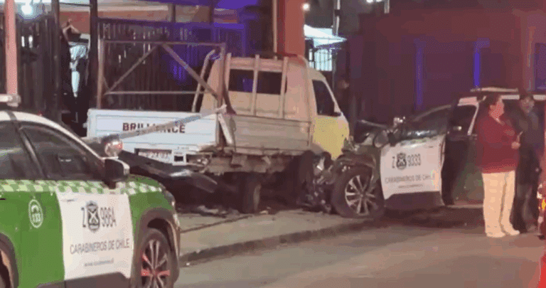Persecución Policial Termina en Choque: Dos Carabineros Heridos en Renca