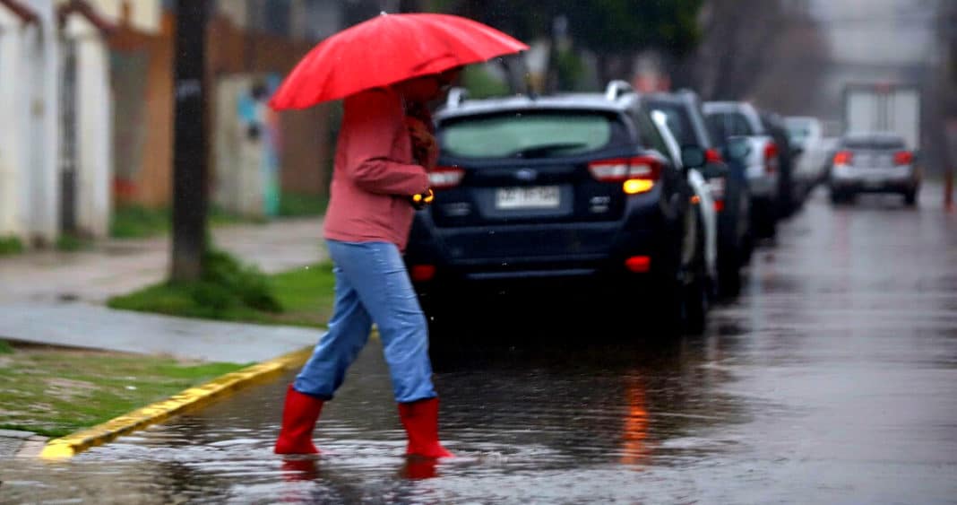 Punta Arenas Enfrenta Inundaciones y Suspensión de Clases Tras Lluvias Intensas