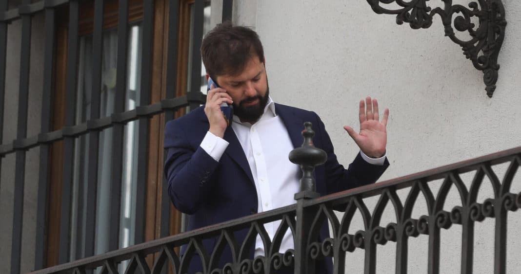 Revelaciones Inesperadas: Boric y Huneeus Abordan el Escándalo de ProCultura