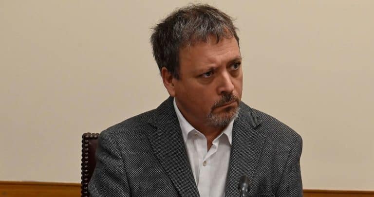 Subsecretario Salas Defiende Decisión Sobre Ley de Fraccionamiento de Merluza