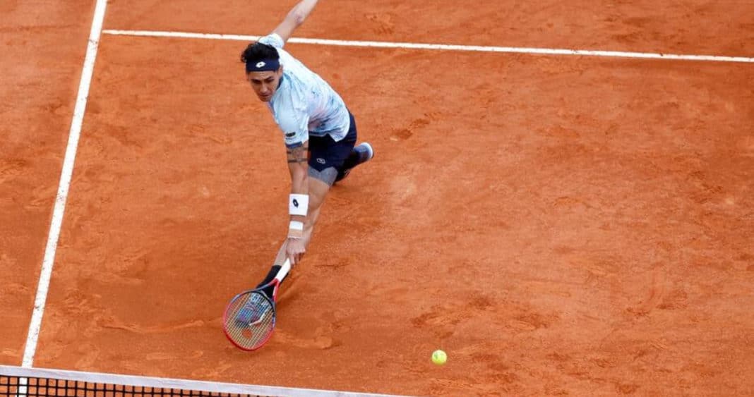 Tabilo Cae Ante Popyrin en Roland Garros: Un Duelo de Estilos y Estrategias