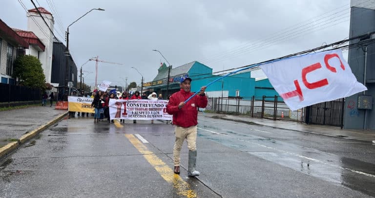 Trabajadores de Valdivia Exigen Mejoras Laborales: Ley de 40 Horas y Sueldo Vital