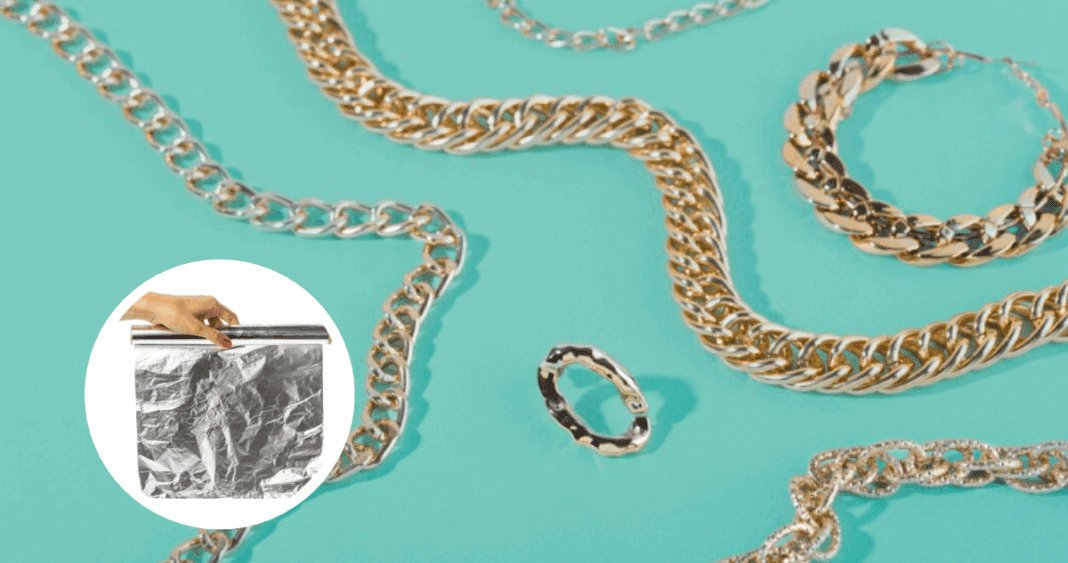 ¡Descubre el Secreto de Oro para Limpiar Joyas con Solo 2 Ingredientes!