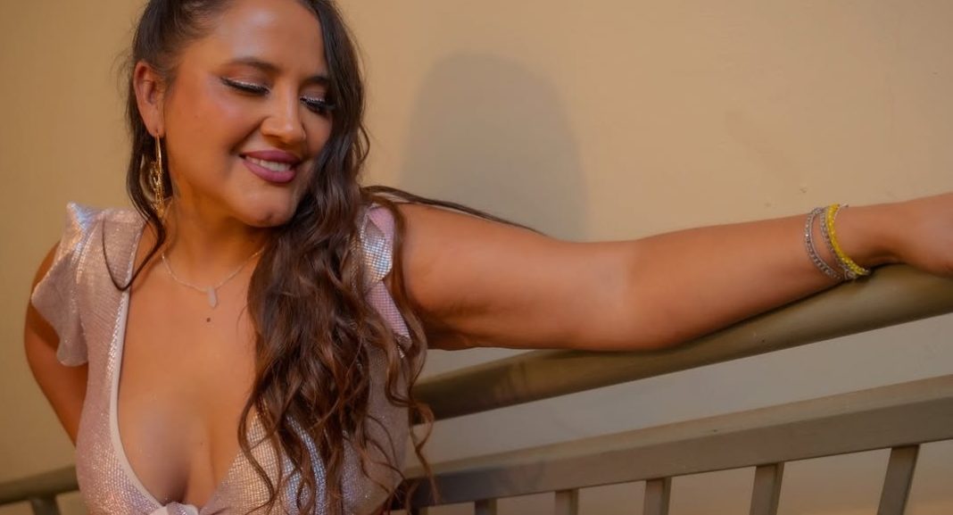 ¡Descubre la Diosa Salvaje Dentro de Pamela Leiva en Brasil!