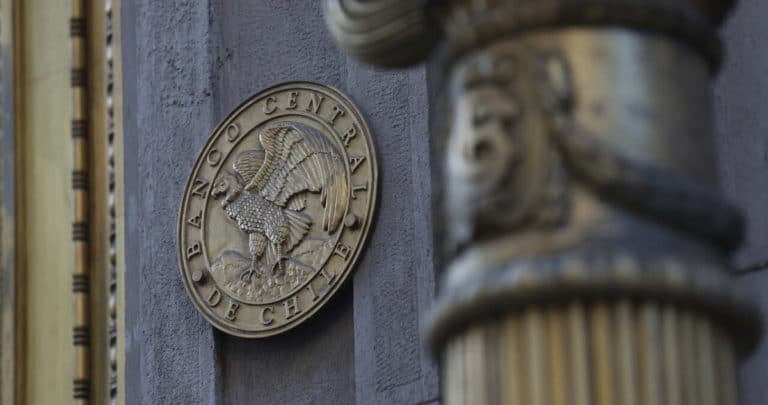 Banco Central Mantiene Cautela Ante Incertidumbre Global