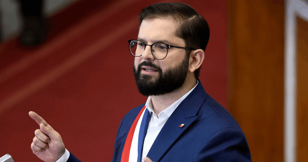 Boric Niega Conocer Posibles Inhabilidades Constitucionales en Fallida Compra de Casa Allende