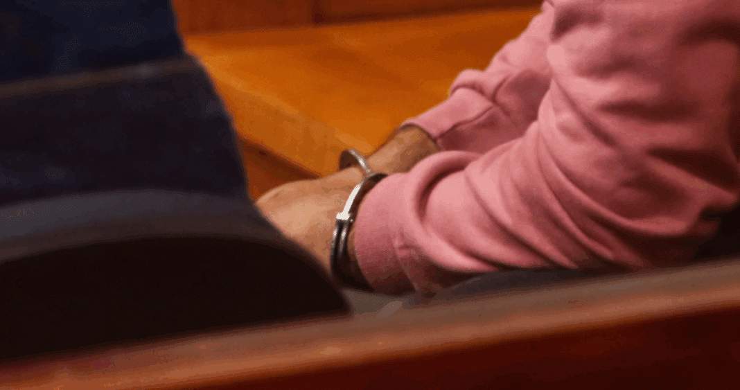 Conductor Ebrio Atropella a Carabinero en Iquique: Prisión Preventiva y Antecedentes Penales