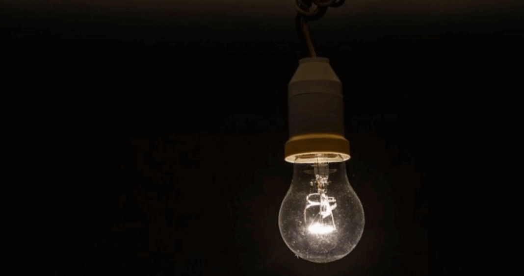 Cortes de Luz Masivos Afectan a Miles de Hogares en La Araucanía