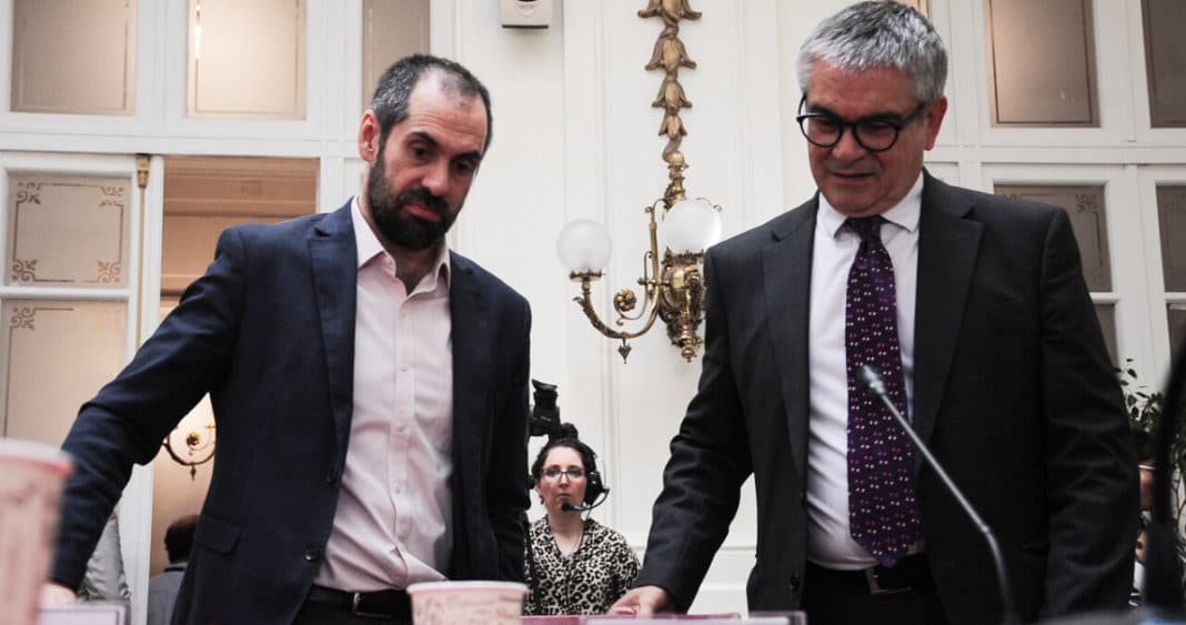Desbloqueando la Burocracia: Clave Proyecto Acelera Permisos Sectoriales en Chile