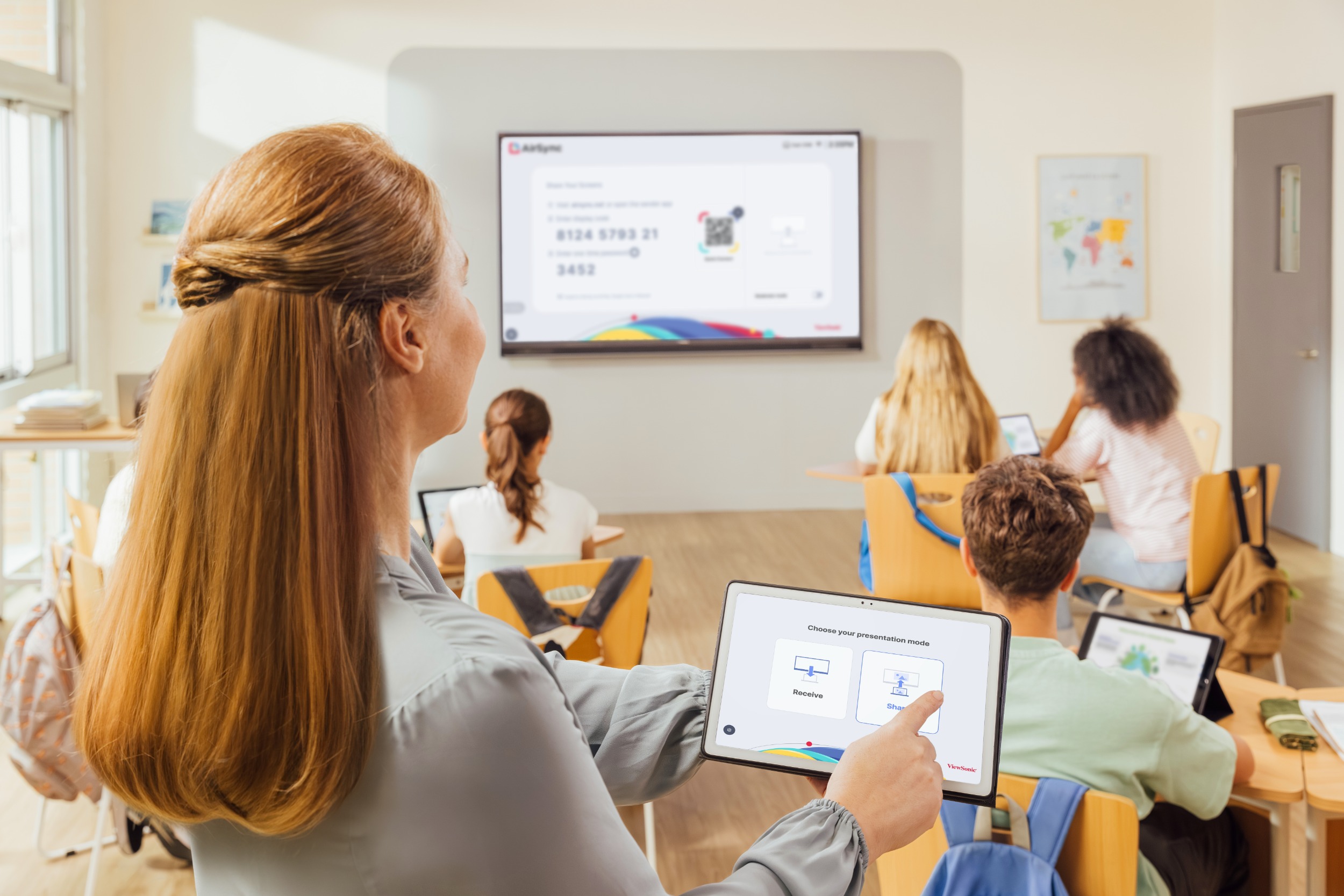 Descubre las Innovadoras Soluciones Colaborativas de ViewSonic para Transformar Espacios de Trabajo y Aulas