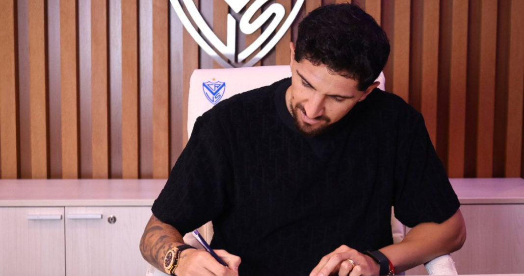 Diego Valdés se une al fútbol argentino: Vélez Sarsfield lo ficha pese a no pasar revisión médica