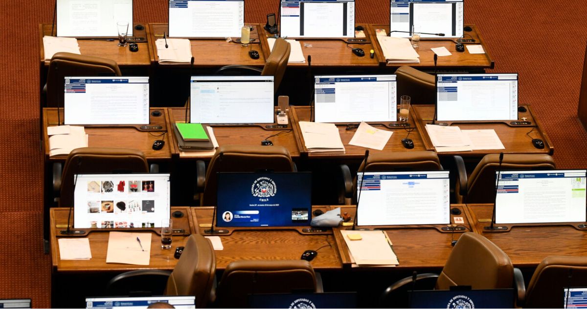 Diputados Cuestionados por Viajes al Extranjero en Semanas Distritales