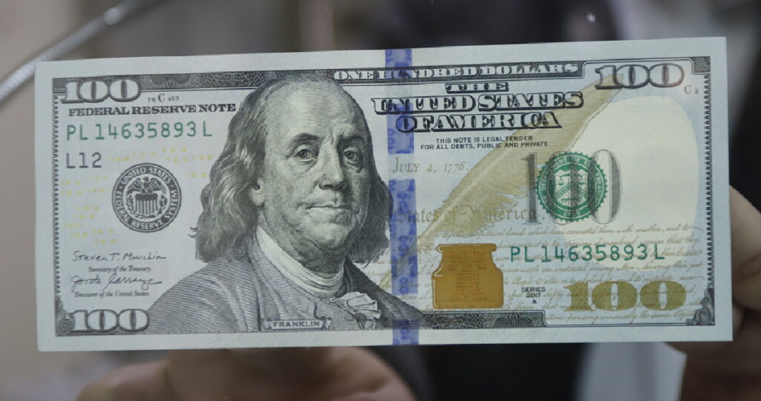 Dólar se dispara tras ataque de Israel a Irán: Tensiones en Medio Oriente sacuden los mercados
