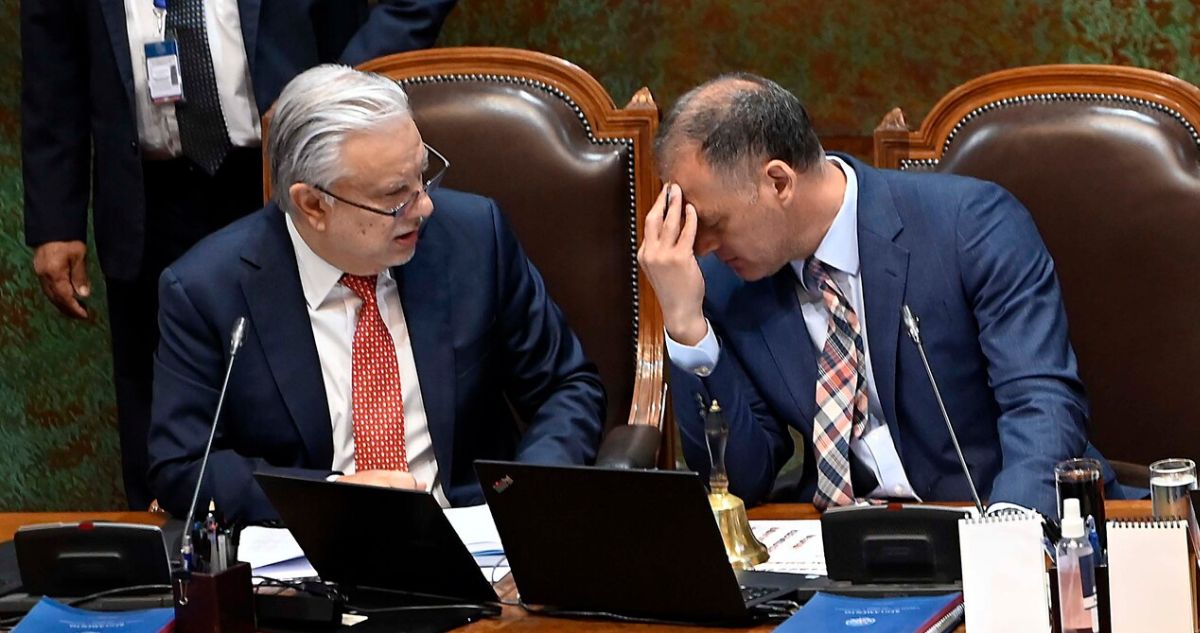 Escándalo en la Cámara: Presidente acusado de abusar de viajes al extranjero