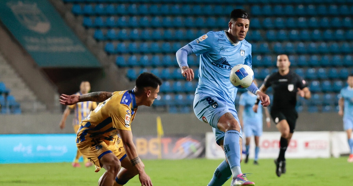 Everton Vence a Iquique y Continúa Alejándose de la Zona de Descenso