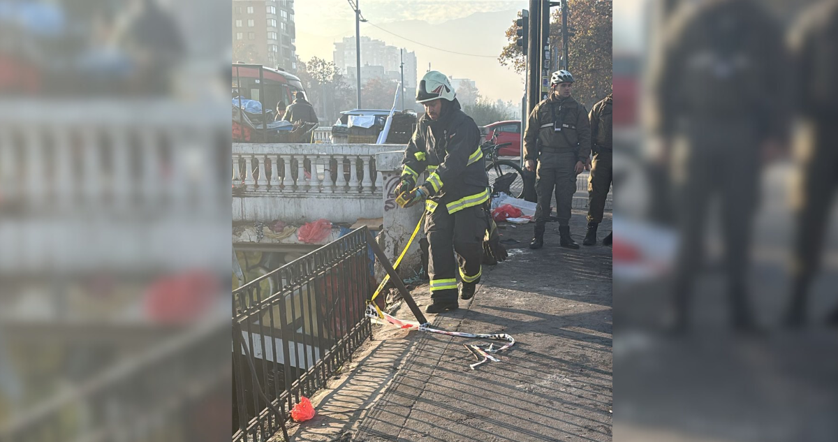 Hombre no vidente cae al río Mapocho: Bomberos rescatan a víctima de accidente por falta de seguridad