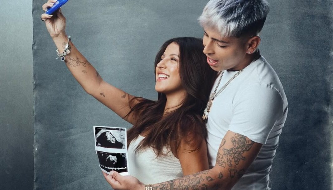 Ignacia Antonia y AK4:20 dan la bienvenida a su primer hijo