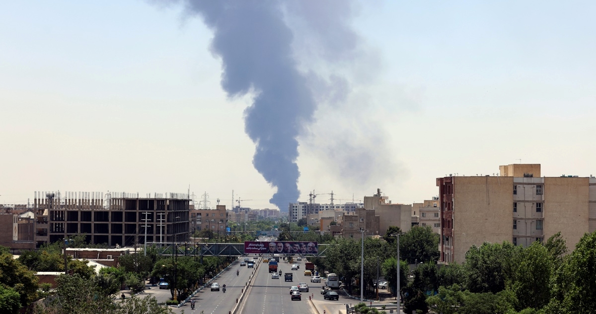 Israel continues to strike Iran's nuclear and energy facilities Irán Afirma que Continuará su Programa Nuclear Pese a los Ataques de Israel