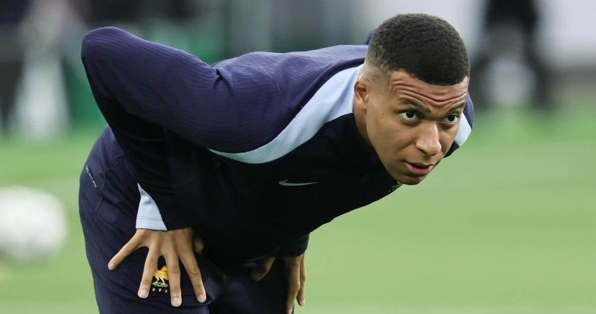 Kylian Mbappé Supera Gastroenteritis y Regresa a Concentración del Real Madrid