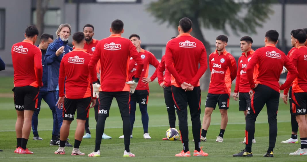 La Roja Recargada: La Formación Sorprendente que Desafía a Argentina