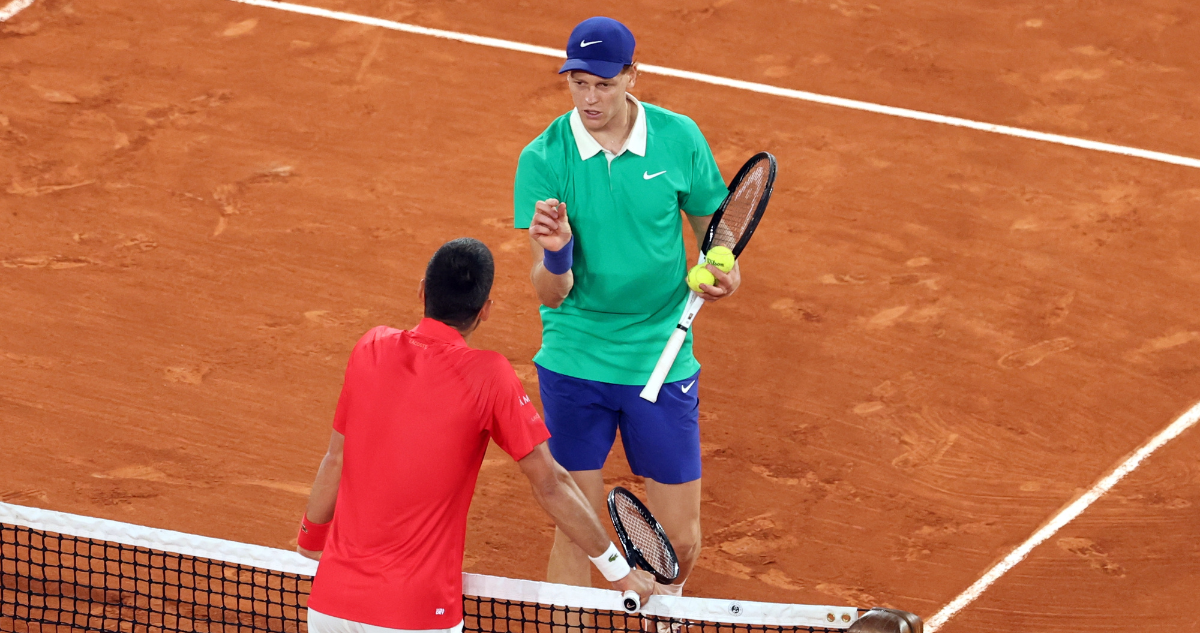 La Sorprendente Ascensión de Jannik Sinner: Derrotando a Djokovic y Enfrentando a Alcaraz en la Final de Roland Garros
