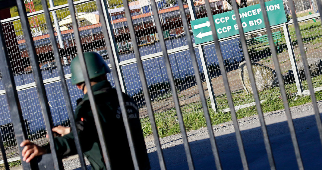 Operativo Anticontrabando en Prisión: Descubren Más de 80 Armas Blancas y Otros Objetos Prohibidos