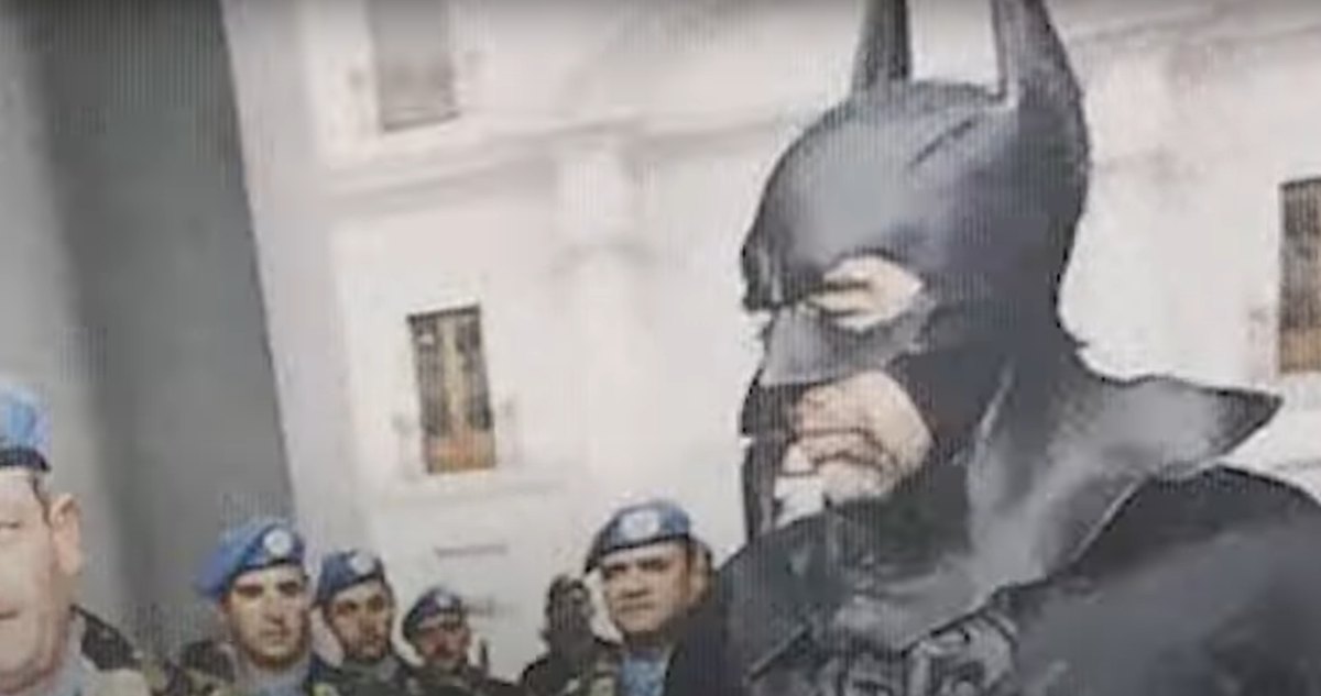 Polémica en las primarias: Winter edita franja por aparición de Correa Sutil como Batman