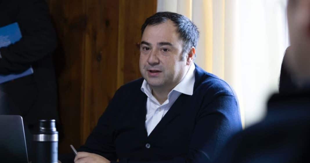 Reestructuración Política en la Región de Los Lagos: Delegado Presidencial de Palena Renuncia Sorpresivamente